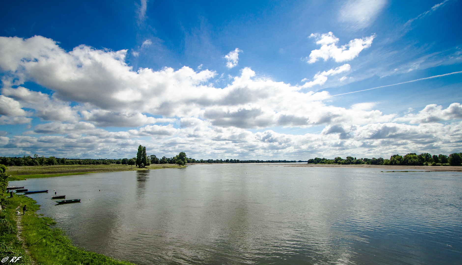 La loire et ses barques