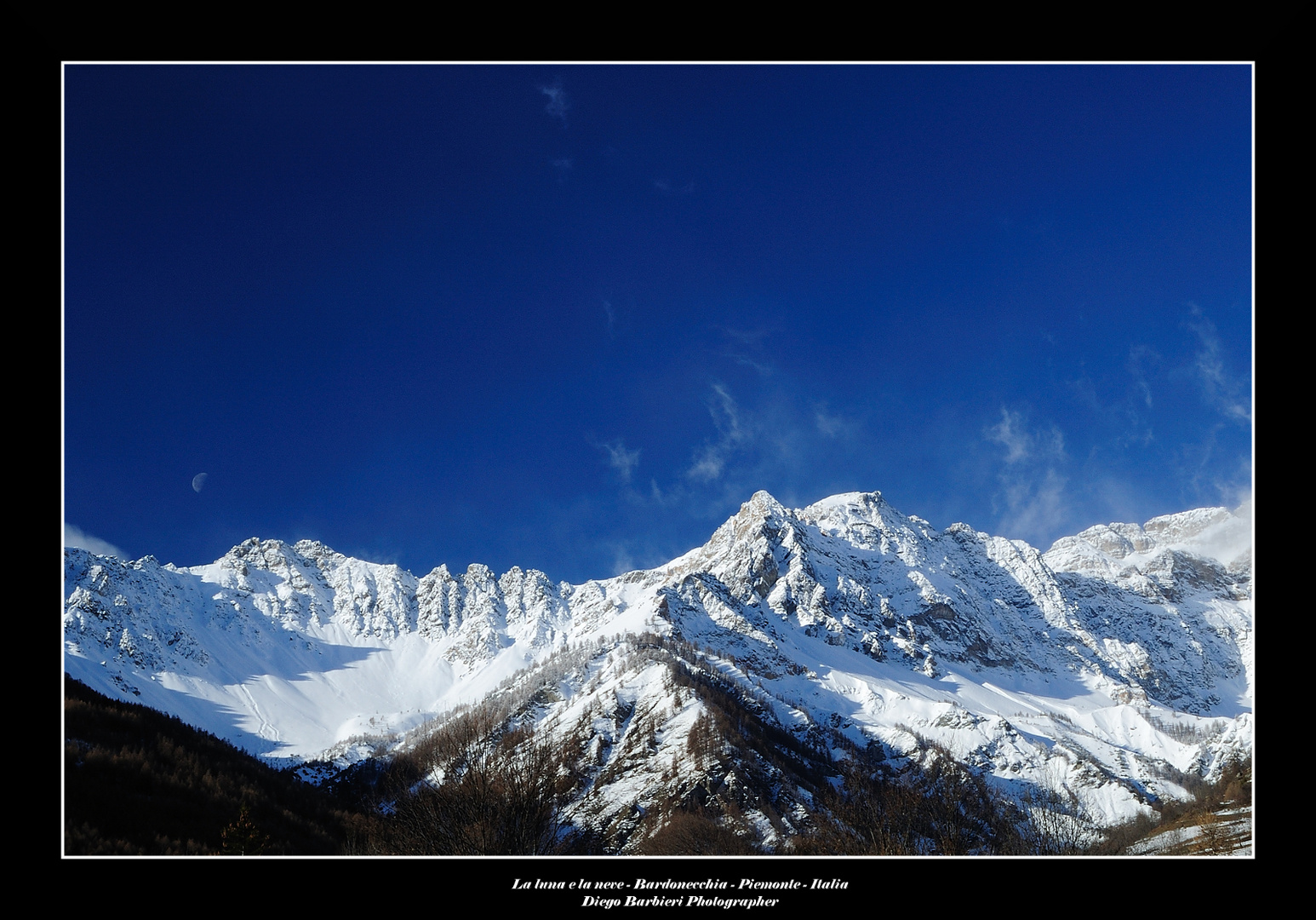 La luna e la neve