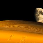 La luna sul deserto