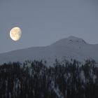 la luna sul monte sole