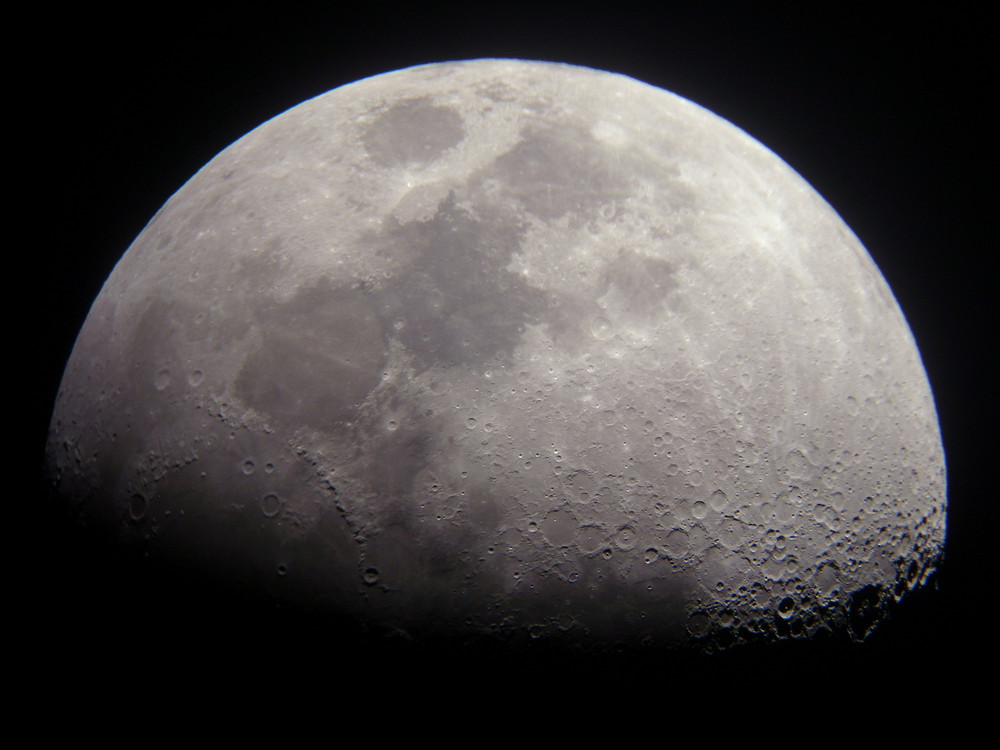 la luna über Vicuna