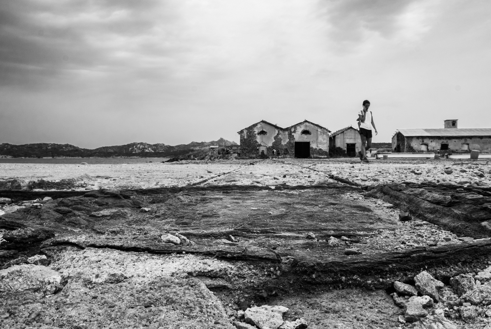 La Maddalena, strutture abbandonate