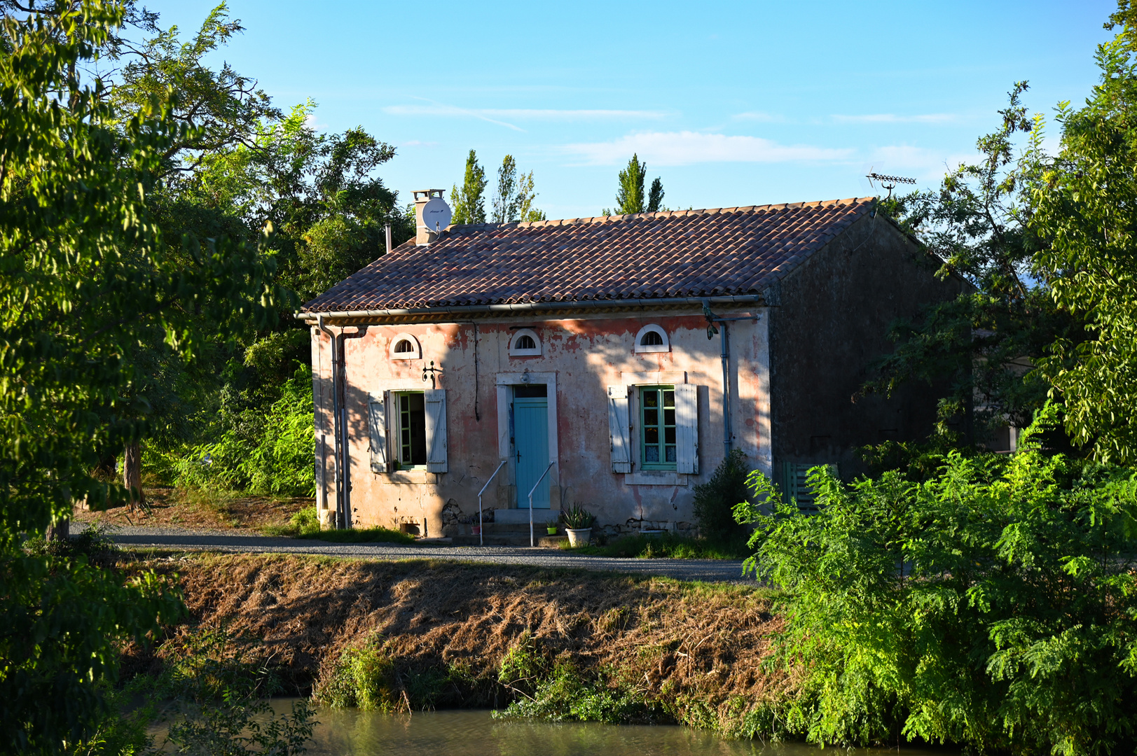 La maison au bord du Canal de Midi