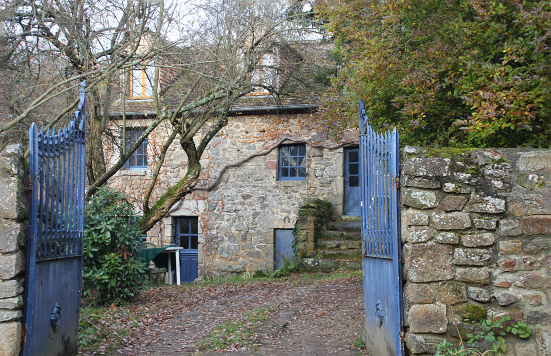 La maison bleu de guingois : St Ceneri