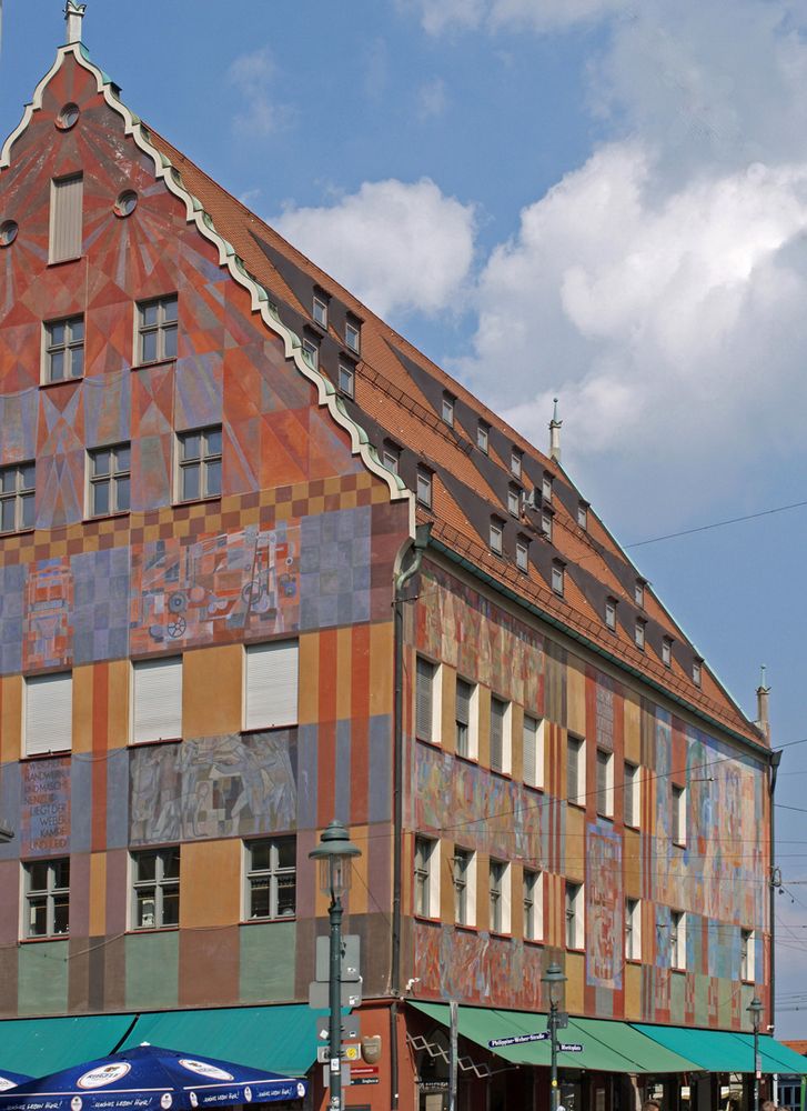 La Maison des Tisserands  --  Augsburg  --  Das Weberhaus (1389)