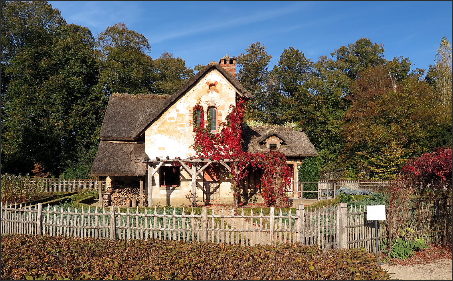 La maison du jardinier - Hameau de la Reine - Versailles