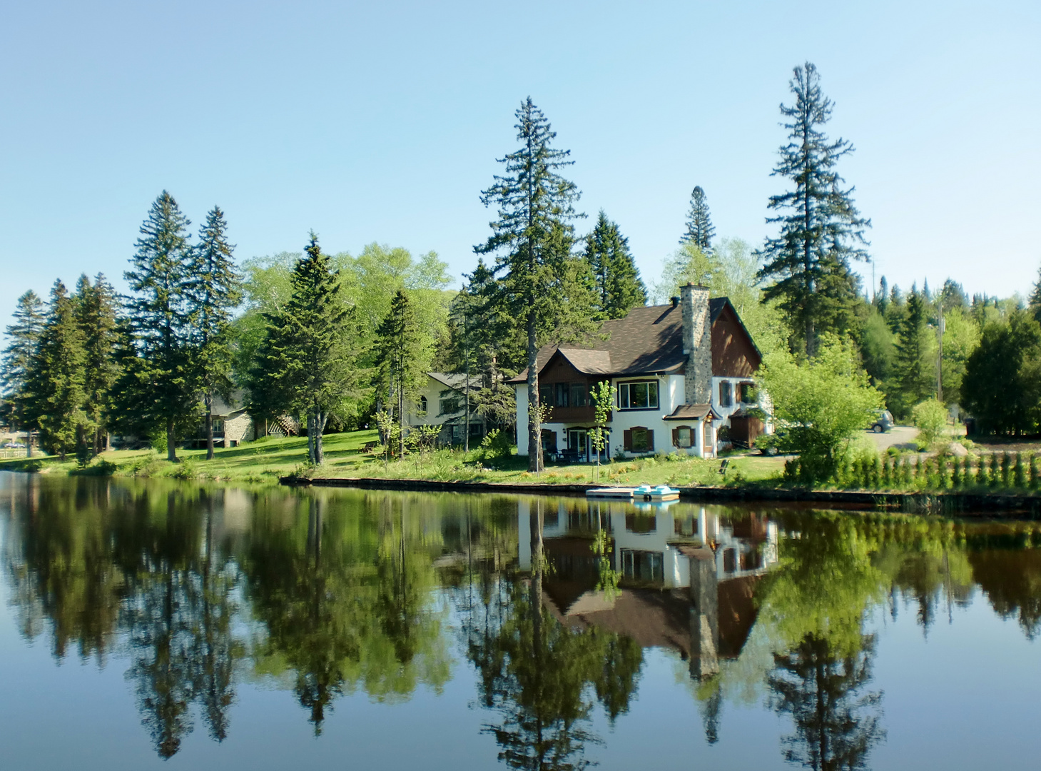 La maison du lac photo et image north america, canada, the east Images