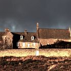 LA MAISON SUR LA COLLINE 