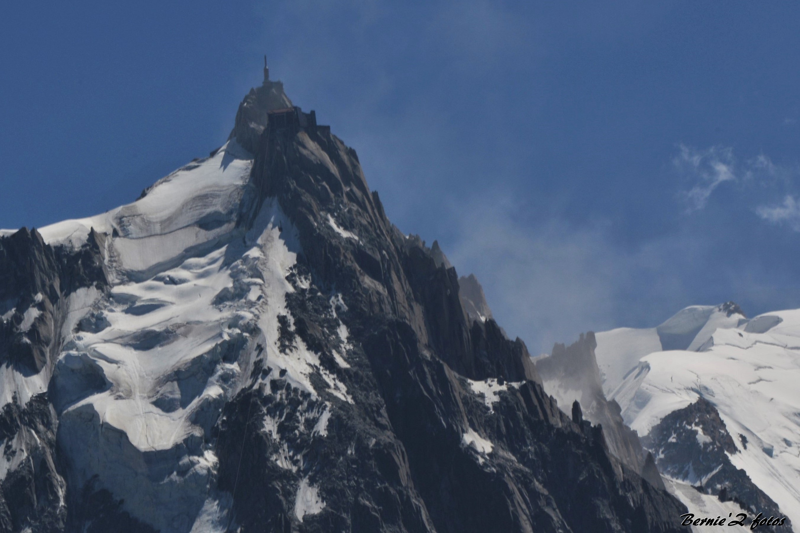 la majestueuse aiguille du midi