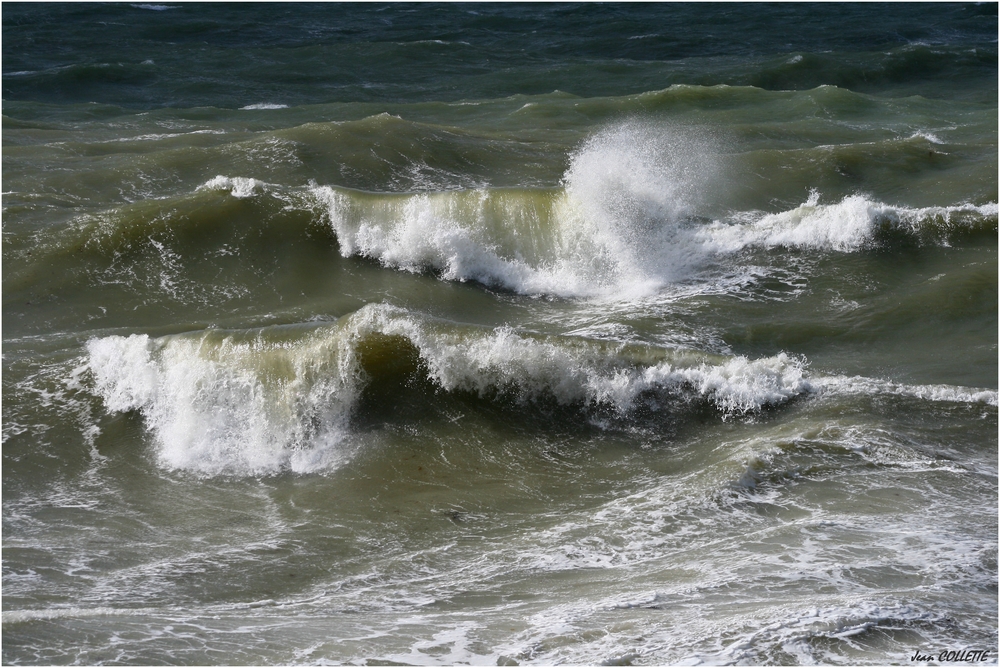 La mer sculptée par le vent.