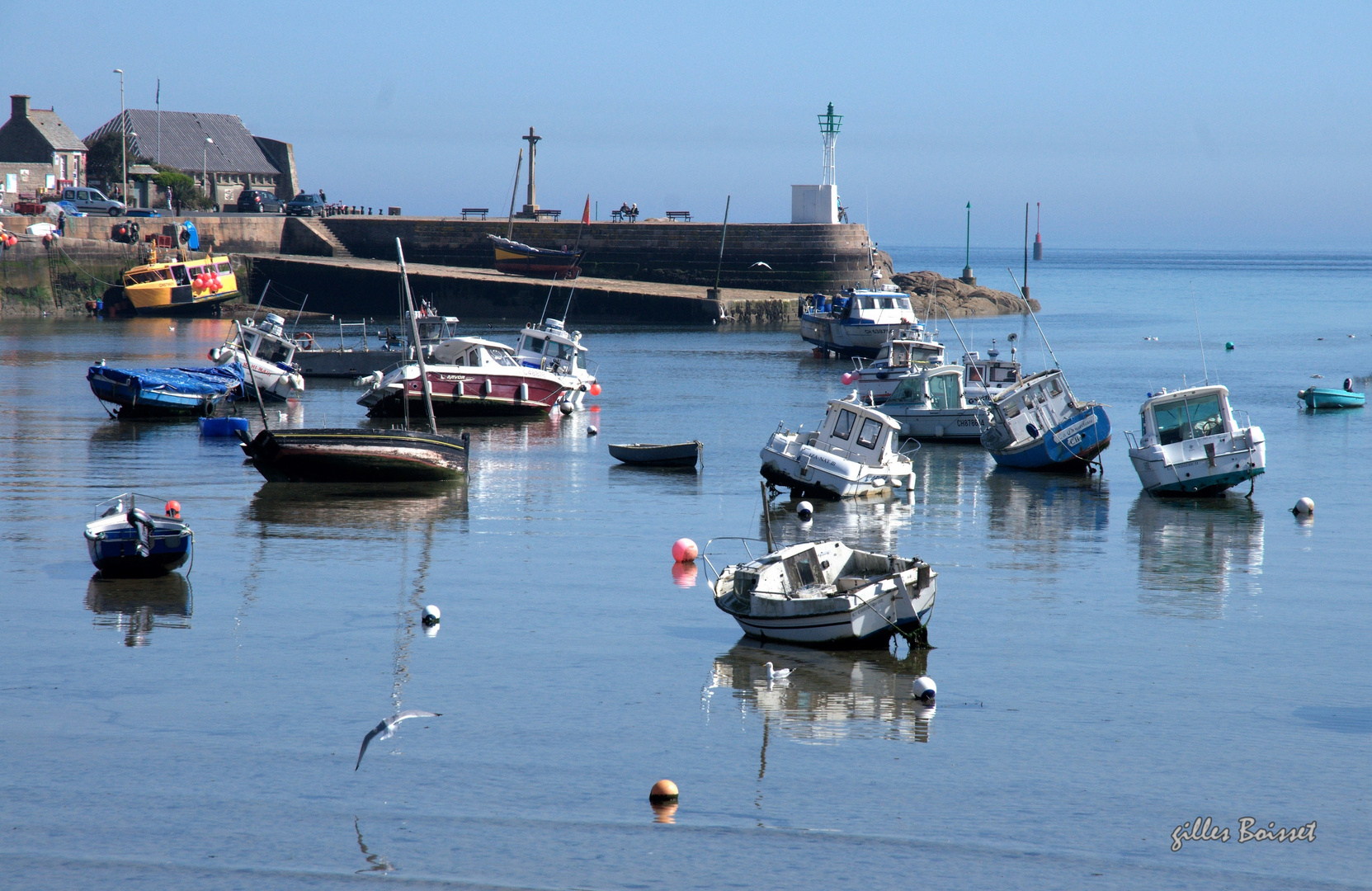 La mer se retire pour laisser dormir les bateaux