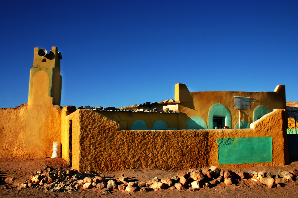 LA MEZQUITA DEL CAMPAMENTO