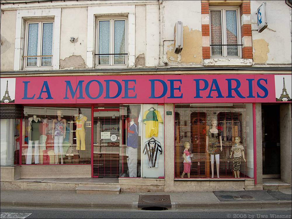 LA MODE DE PARIS