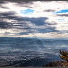 La Mola y Montserrat amenazadas por la tempestad.