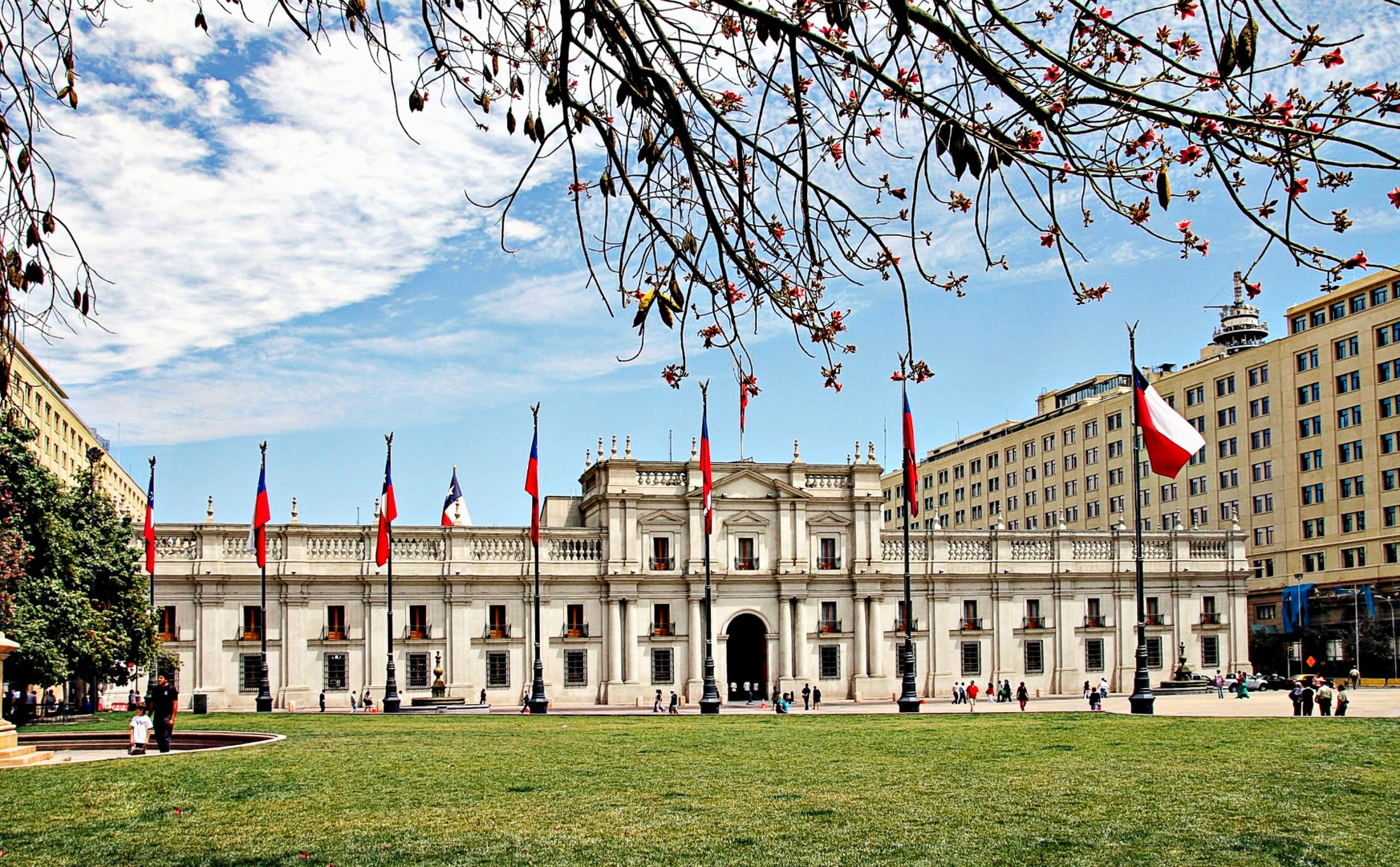 La Moneda au printemps