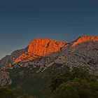 La montagne Sainte-Victoire, au petit matin