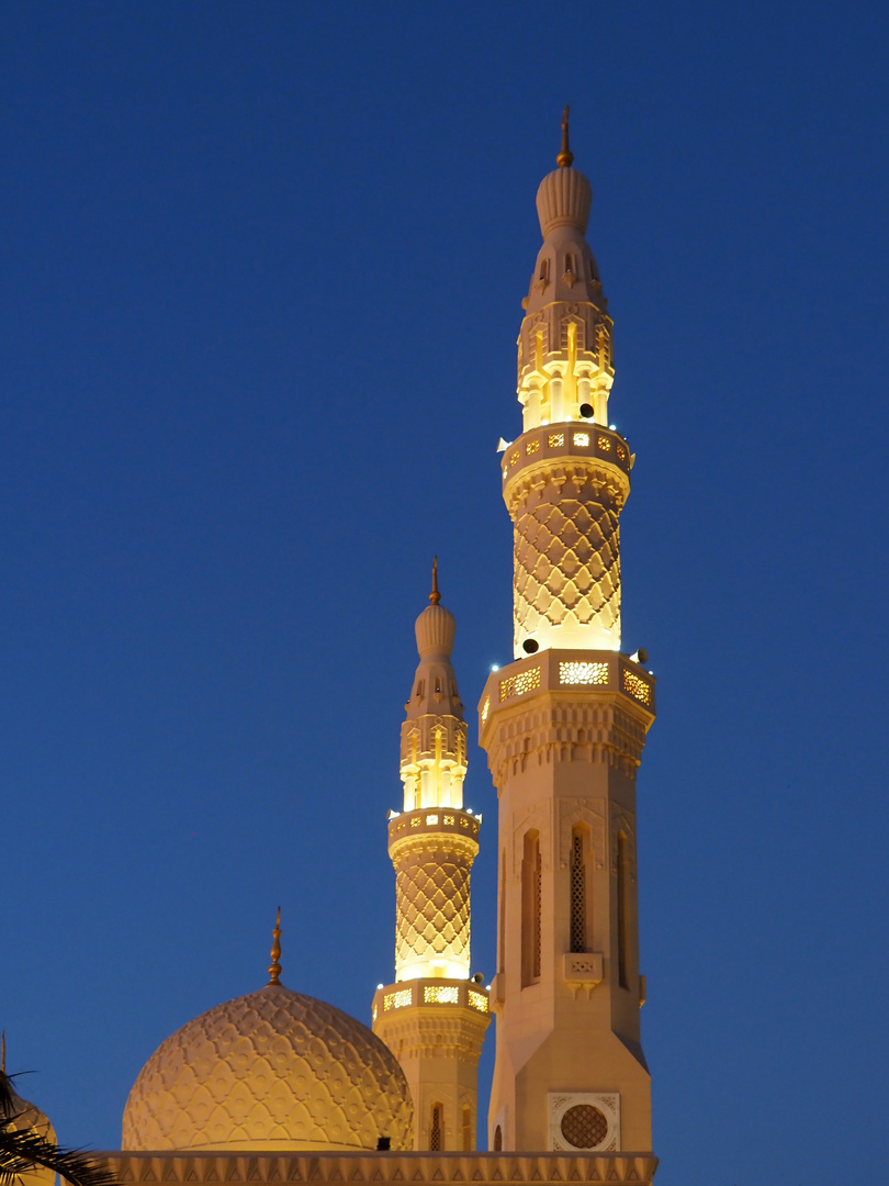 La Mosquée de Jumeirah à l’heure bleue