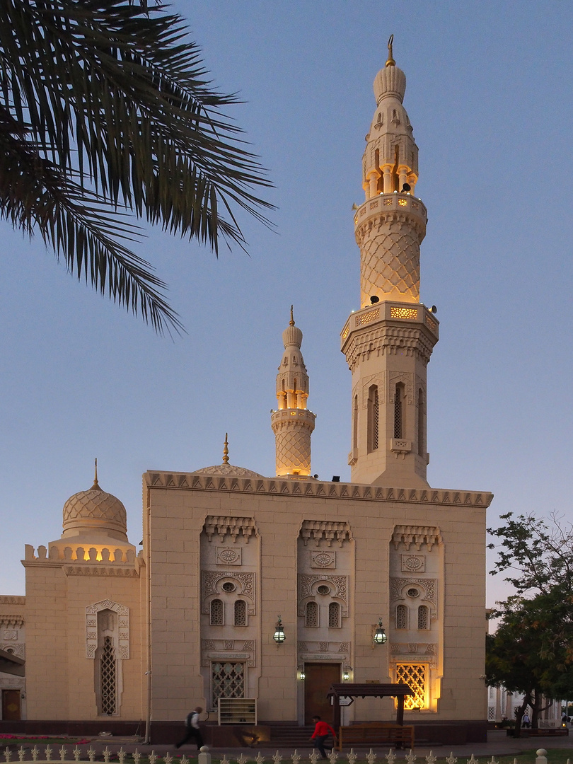 La Mosquée de Jumeirah à l’heure bleue