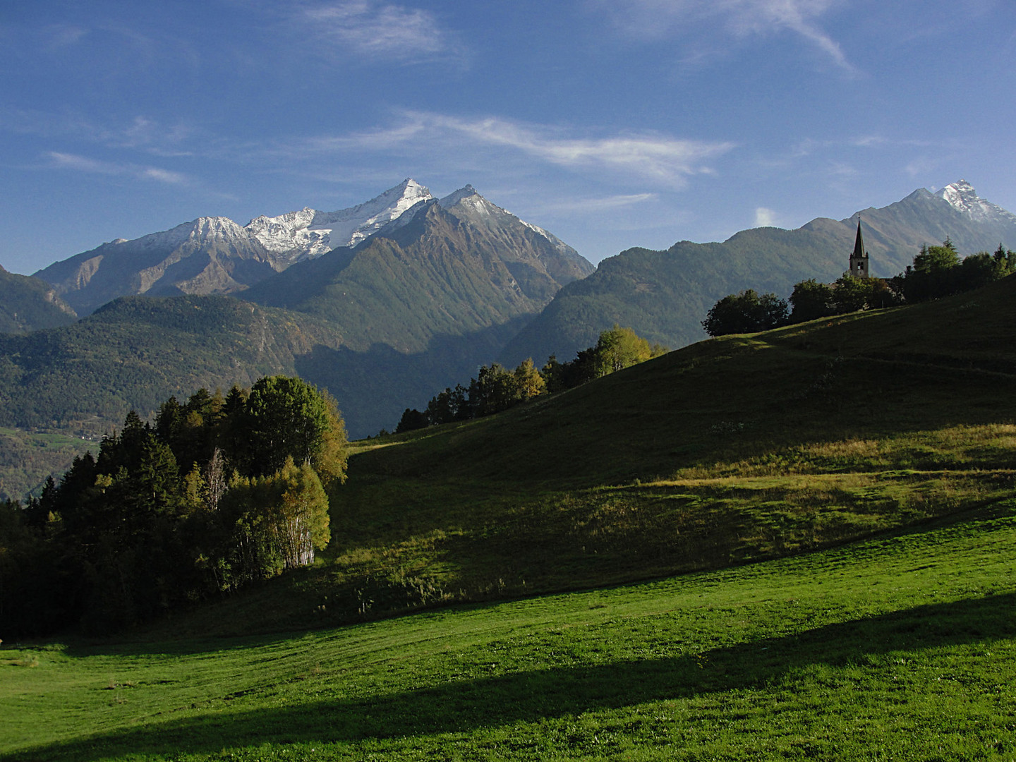 LA NATURA CAMBIA ABITO ........IN ATTESA DELLA BELLA STAGIONE