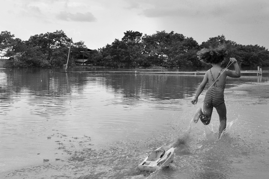 La niña del agua