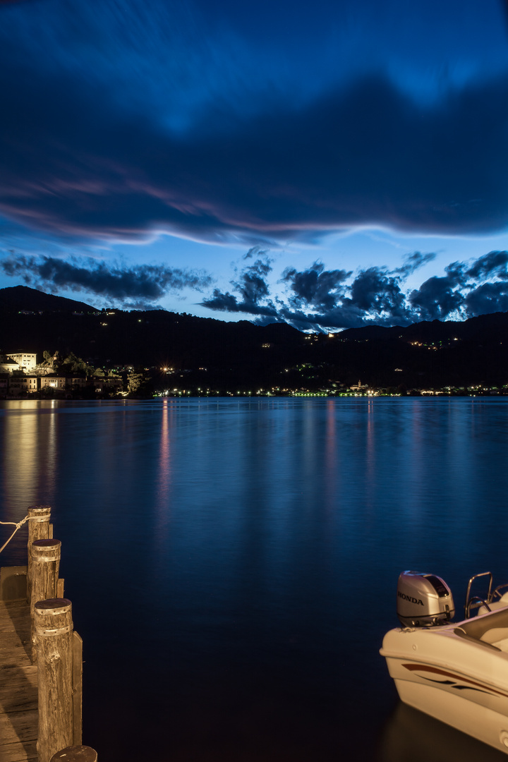 La notte scende sul Lago