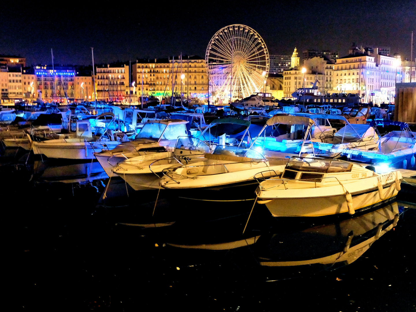 La nuit au Vieux-Port