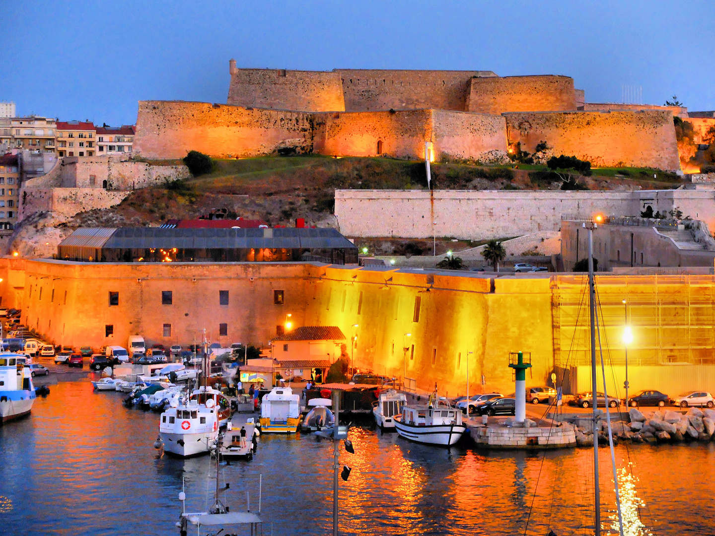 La nuit marseillaise. 3.