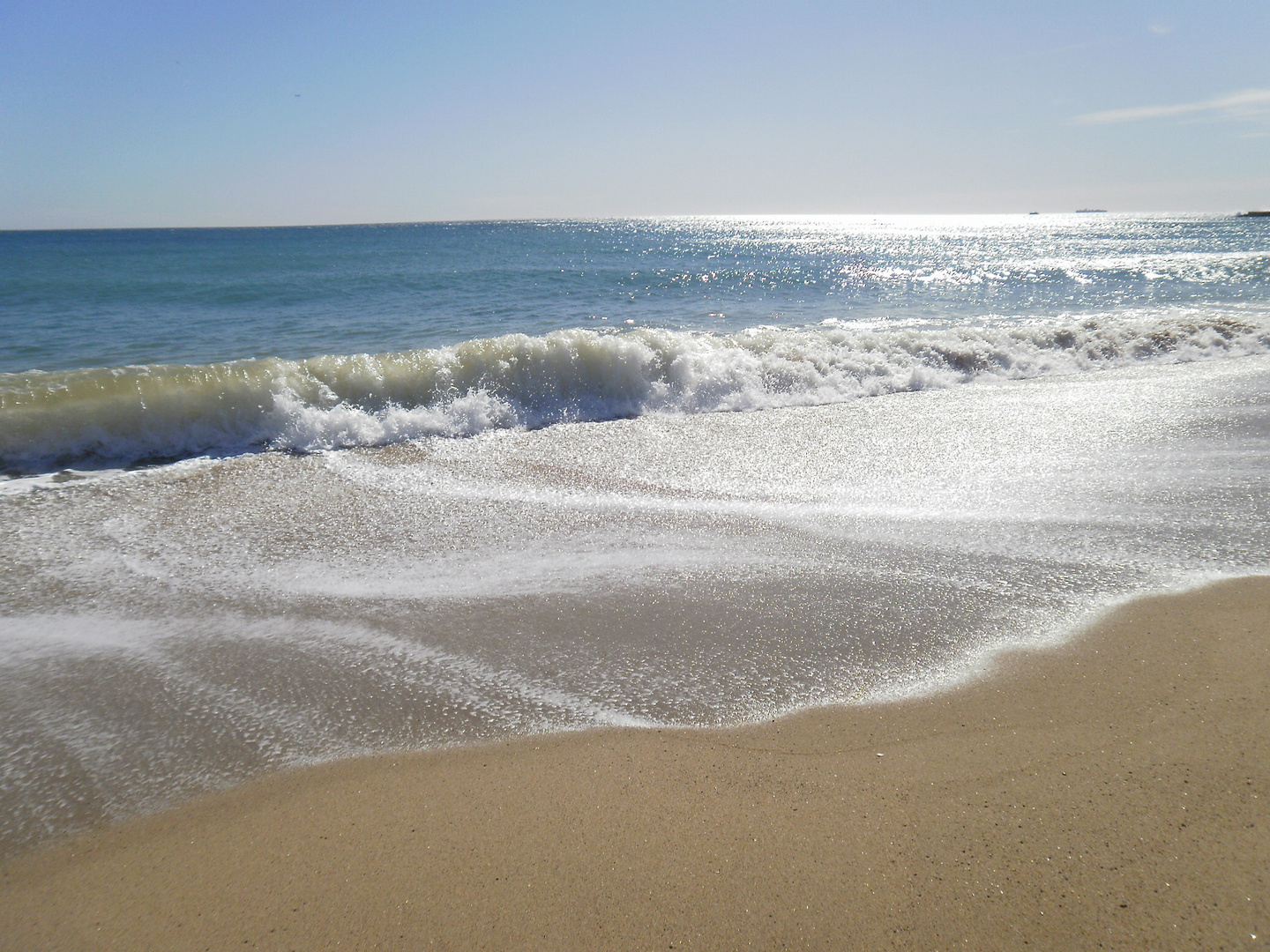 LA OLAS