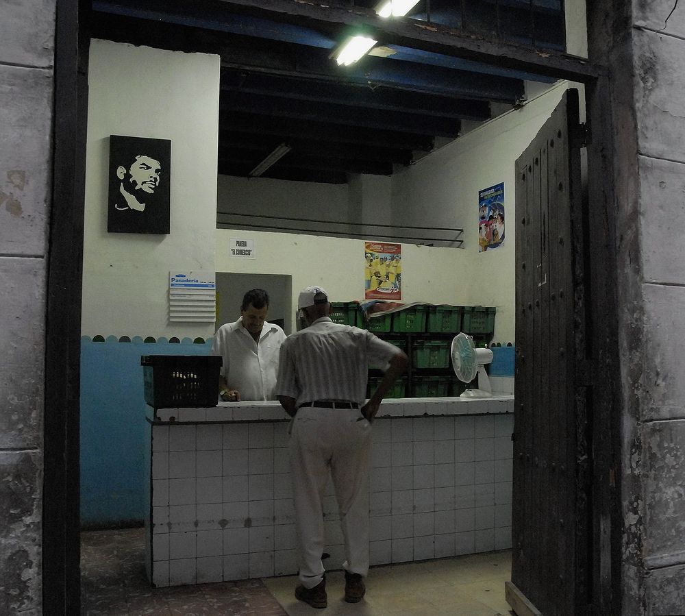 La Panaderia y el Che.