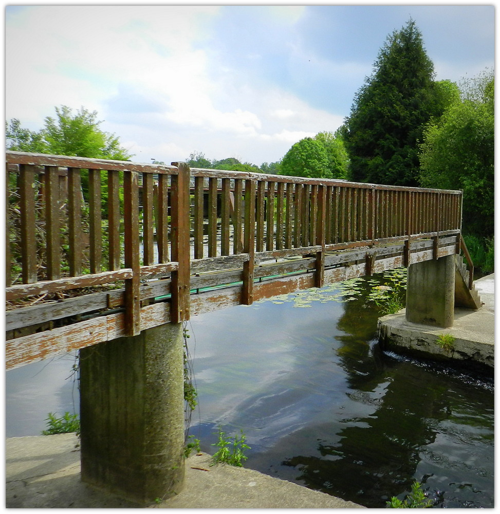 la passerelle photo et image paysages lacs rivi res la passerelle photo et image paysages lacs rivi res