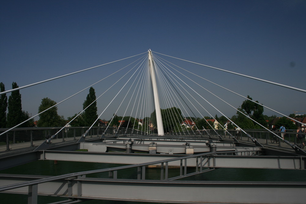 La passerelle des 2 rives