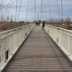 La passerelle suspendue d’Agen au-dessus de la Garonne