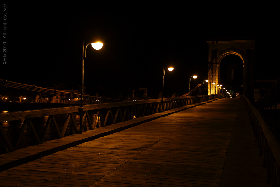 ...La Passerelle... (Tournon S/Rhone - Ardèche)