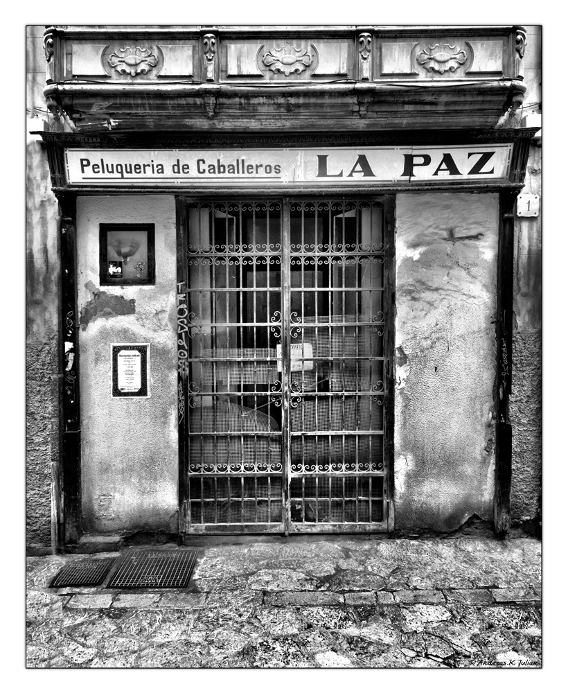 ... La Paz ...Pelugueria de Caballeros...