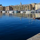 La pêche dans le Vieux Port n'est pas une bonne idée