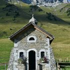 La petite chapelle du col des Aravis