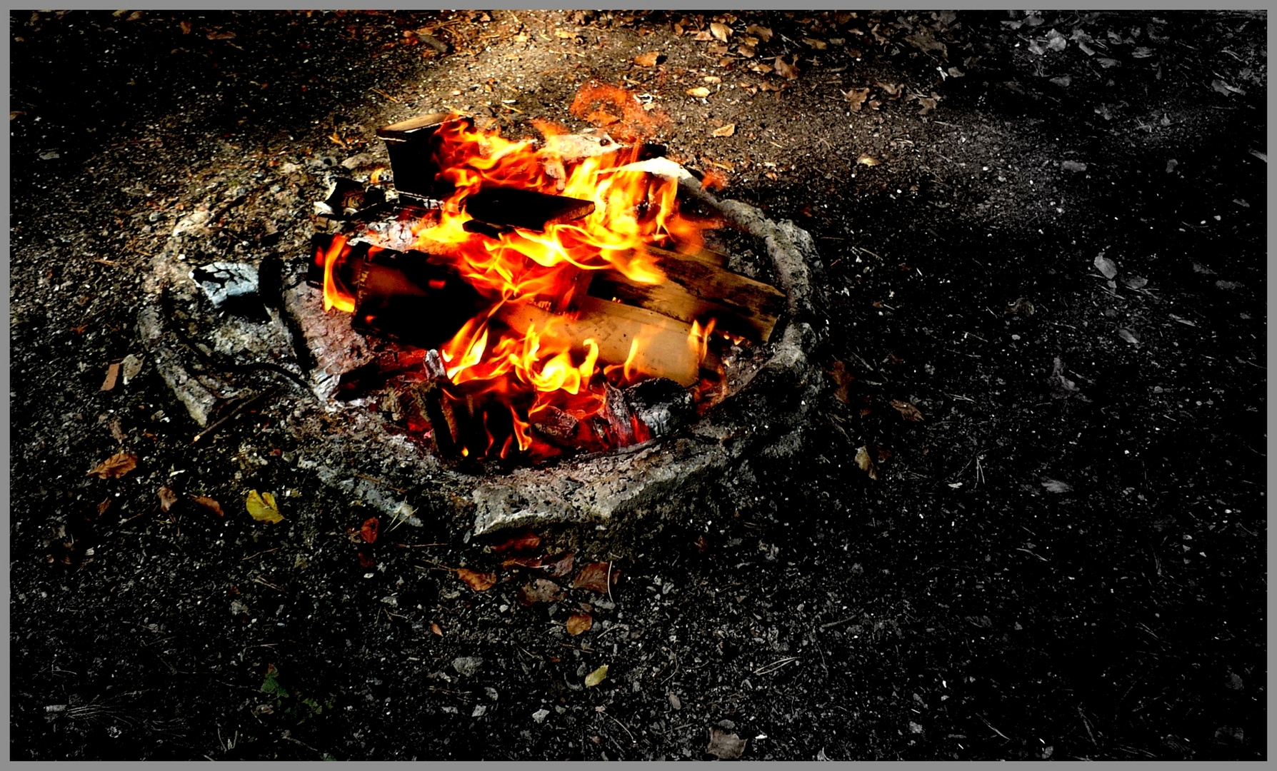 La petite danse des flammes légères ...