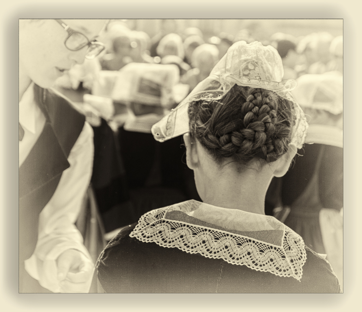 La petite fille aux tresses 