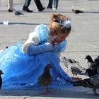 La petite fille en bleu