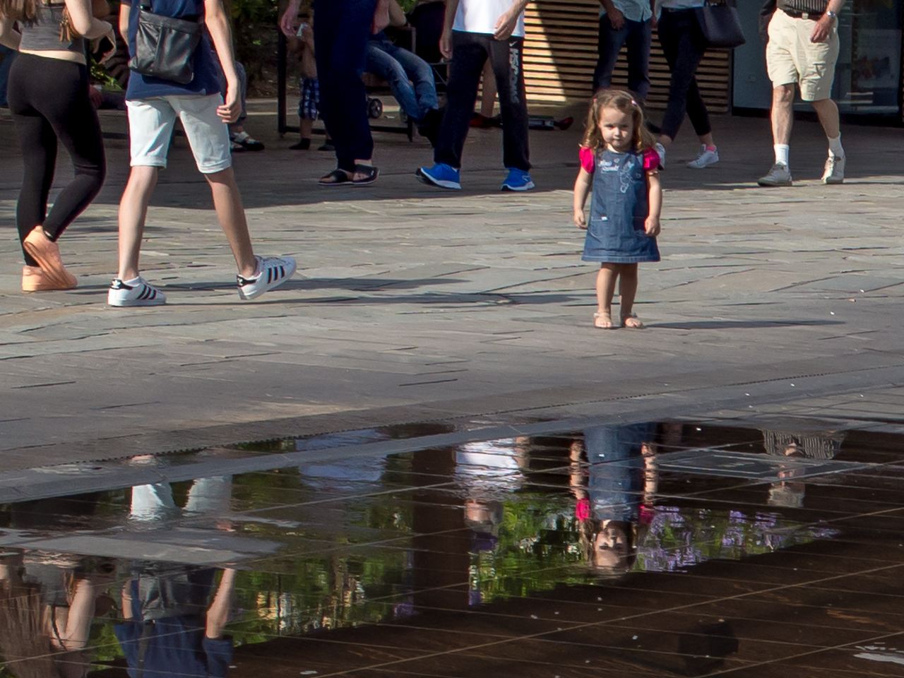 la petite fille qui échappait à l'auto-focus