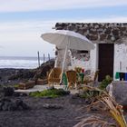 la petite maison au bord de l'eau...