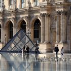 La petite pyramide du Louvre