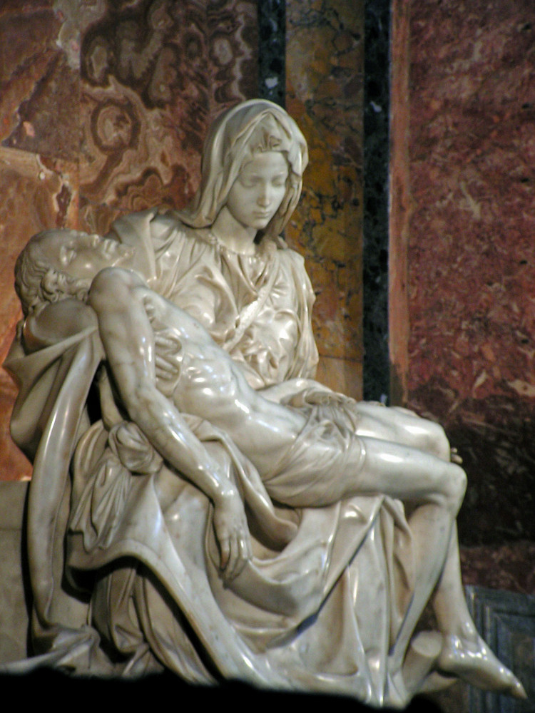 La Pietà ~ Basilica di San Pietro