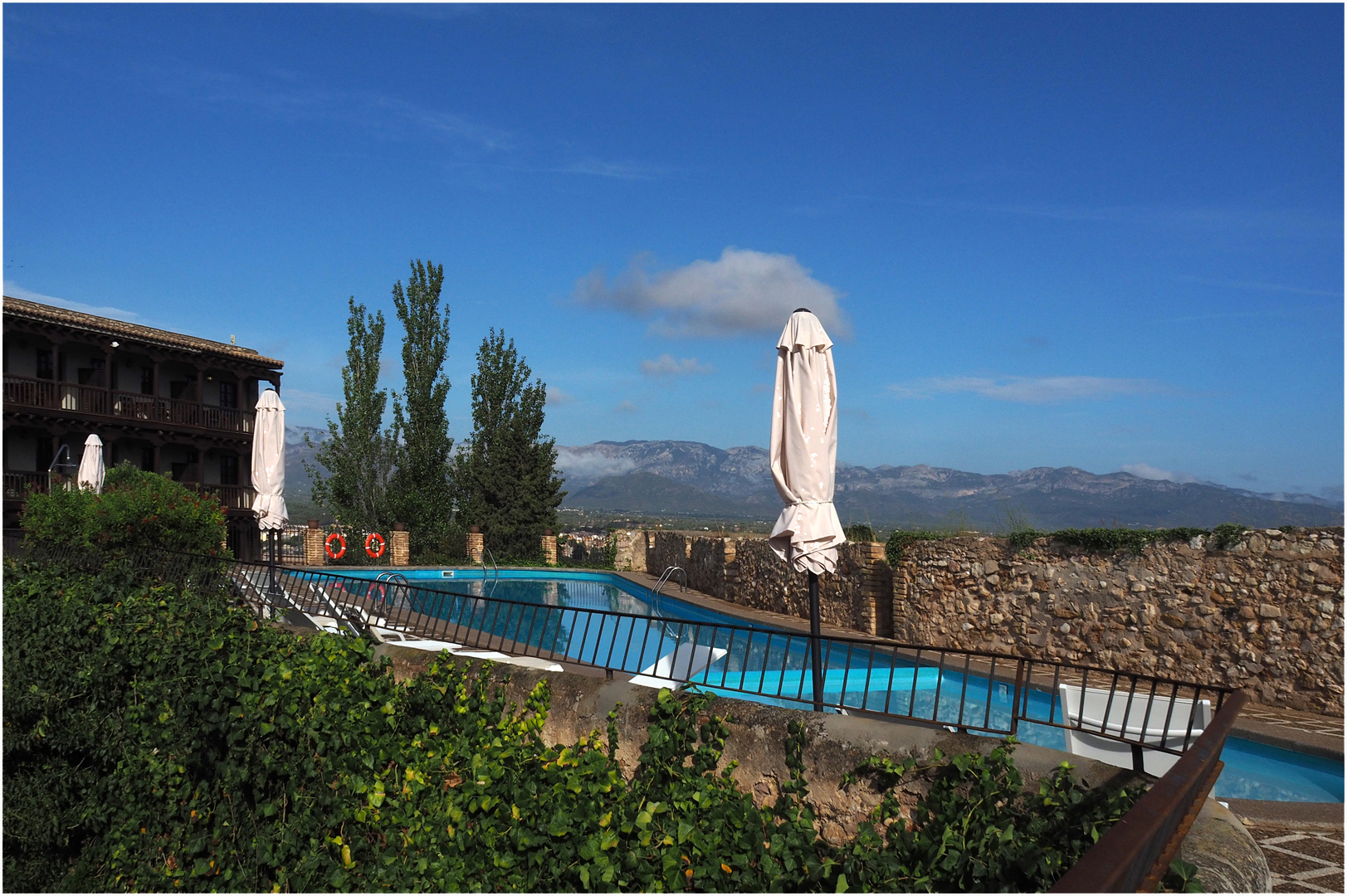 La piscine du Parador de Tortosa