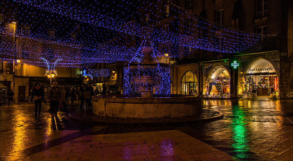 La place de Lagny brille encore .