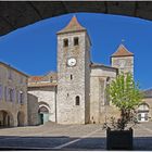 La place des Cornières et l’Eglise Saint-Barthélemy de Lauzerte  --  Tarn-et-Garonne