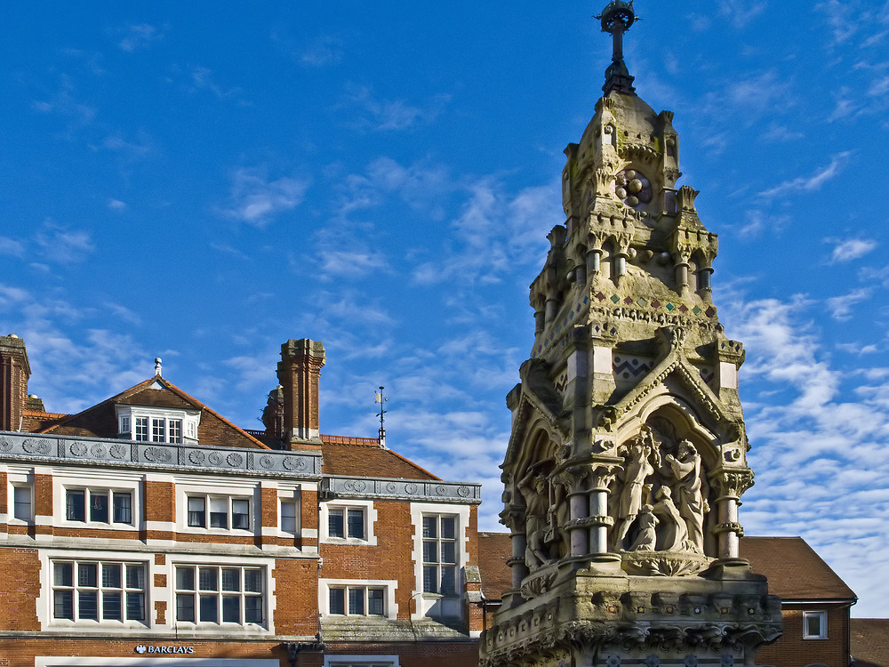 La Place du marché et la fontaine publique  --  Saffron Walden