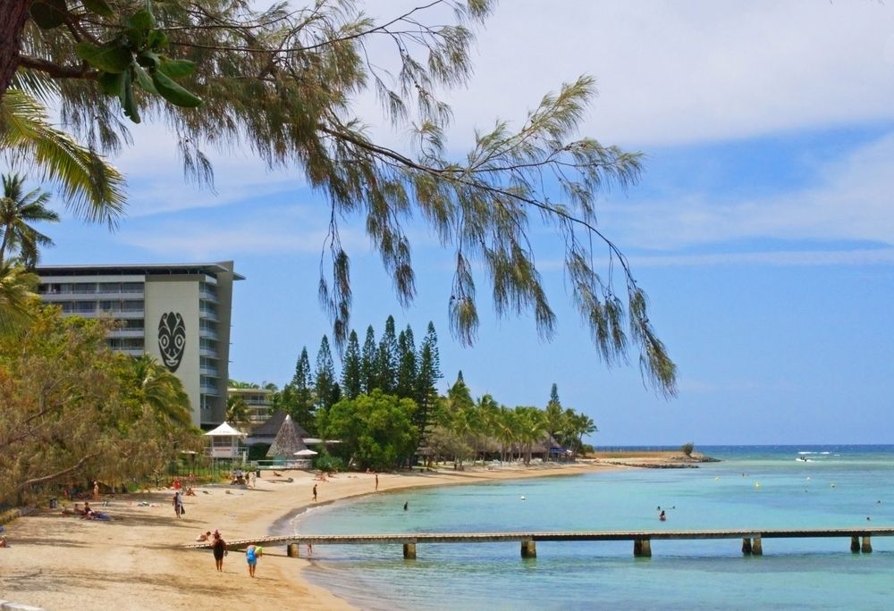 La plage de l’Hôtel Château Royal à Nouméa