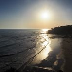 La Plage de Olhos de Agua en contre-jour