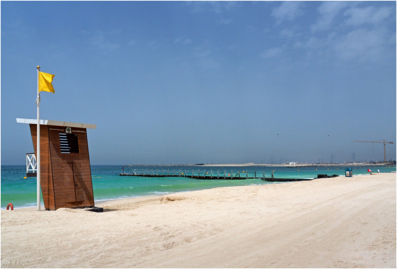 La plage devant l’hôtel Mandarin Oriental Jumeira